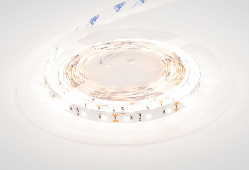 LED стрічка 12V Estar SMD2835 14,4W/м IP20 (6000-6500К) CRI94 ESFS2835PW60/24 фото